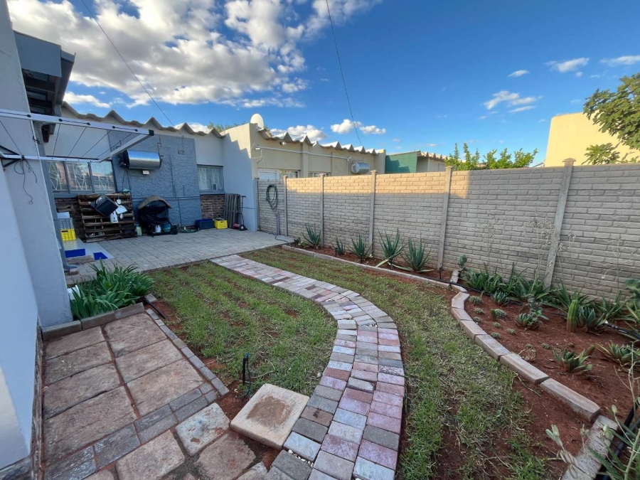 1 Bedroom Property for Sale in Keidebees Northern Cape